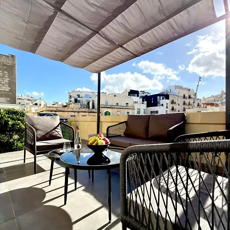 Unique 4 Bedroom Townhouse Off The Case de vacanță *