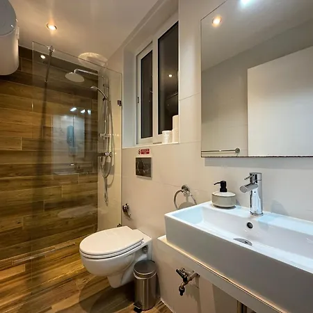 Unique 4 Bedroom Townhouse Off The Sliema