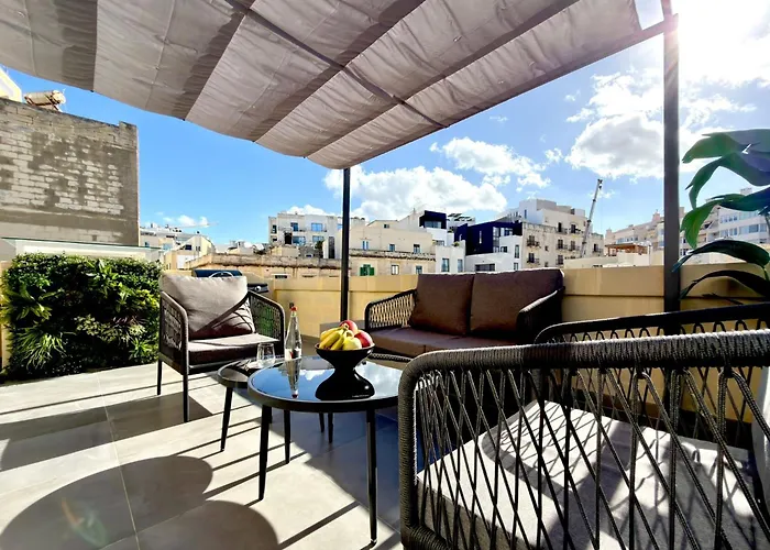 Unique 4 Bedroom Townhouse Off The Casa vacanze *